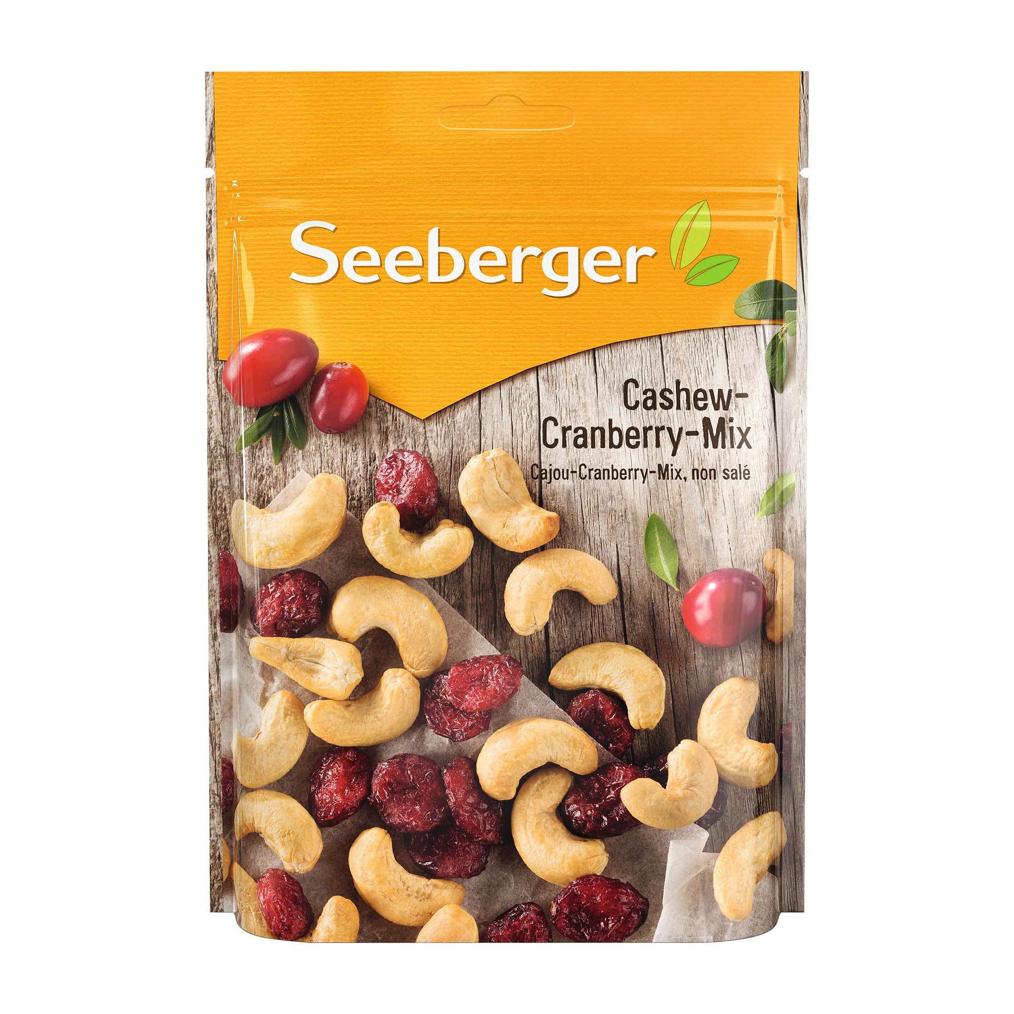 Packaging of Seeberger Cashew-Cranberry Mix showing the product name and images of cashews and cranberries.
