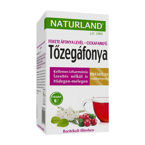 Naturland Cranberry & Blueberry Leaf & Yarrow fruit tea box on a white background