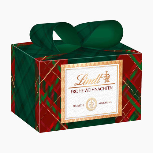 Lindt Karo Royal Pralines small gift box packaging on a light gray background.
